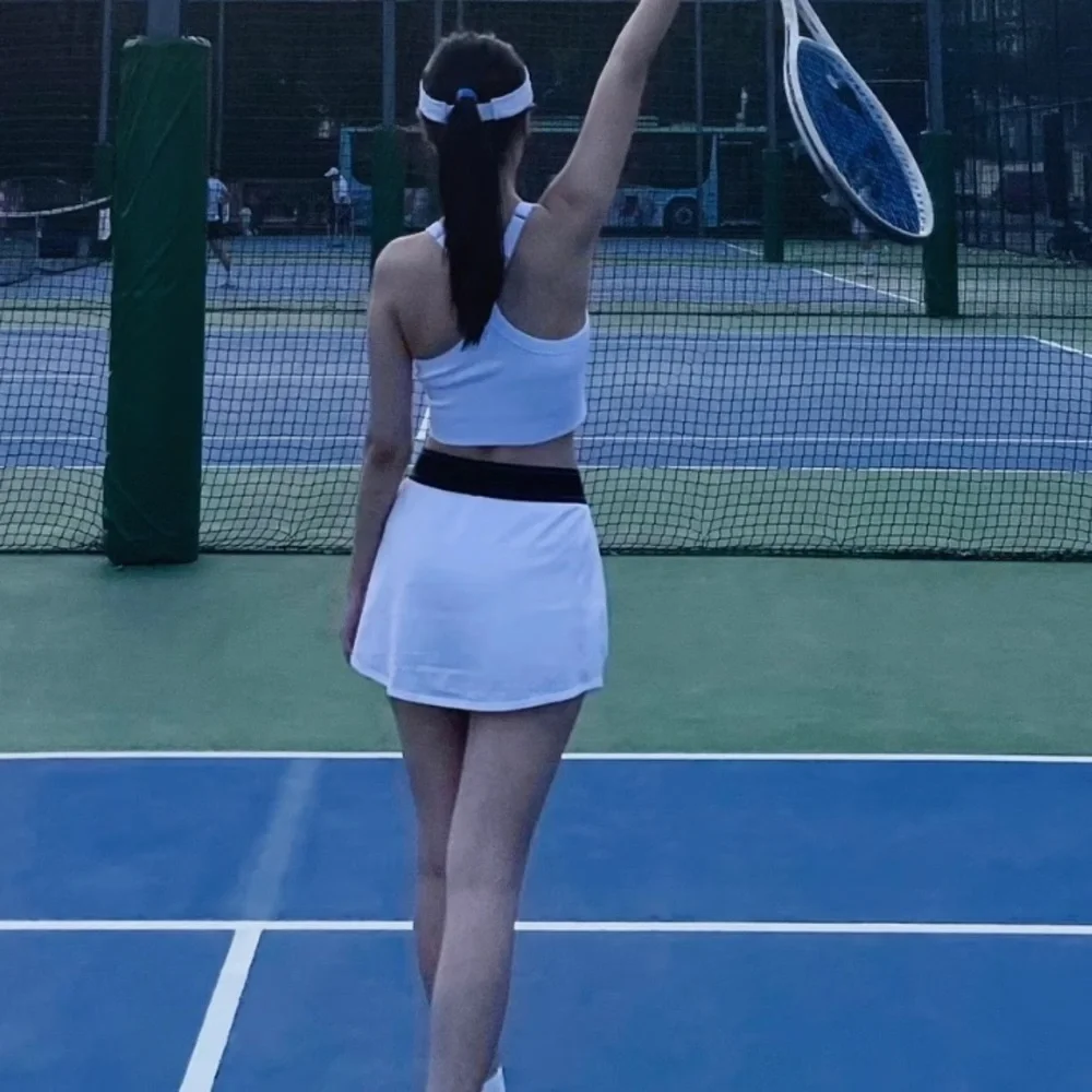ALO Yoga White Skirt with Black Waistband